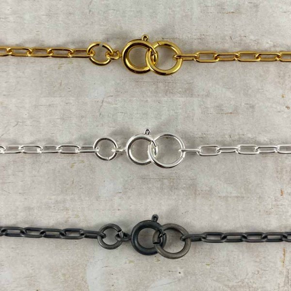 Preview: Federringverschluss der 75-cm-Umhängekette in 3 Farbvarianten