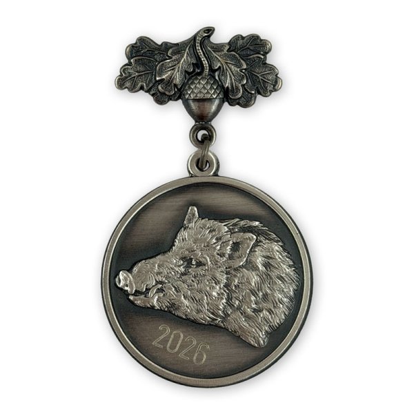 Preview: Aufhänger „Eichenblatt“ mit Schwarzwild-Medaille in altsilber