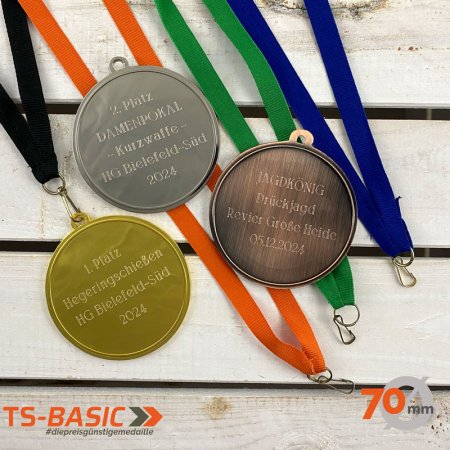 Medaille BASIC 70 mit Gravurbeispielen und 11-mm-Bändern in verschiedenen Farben
